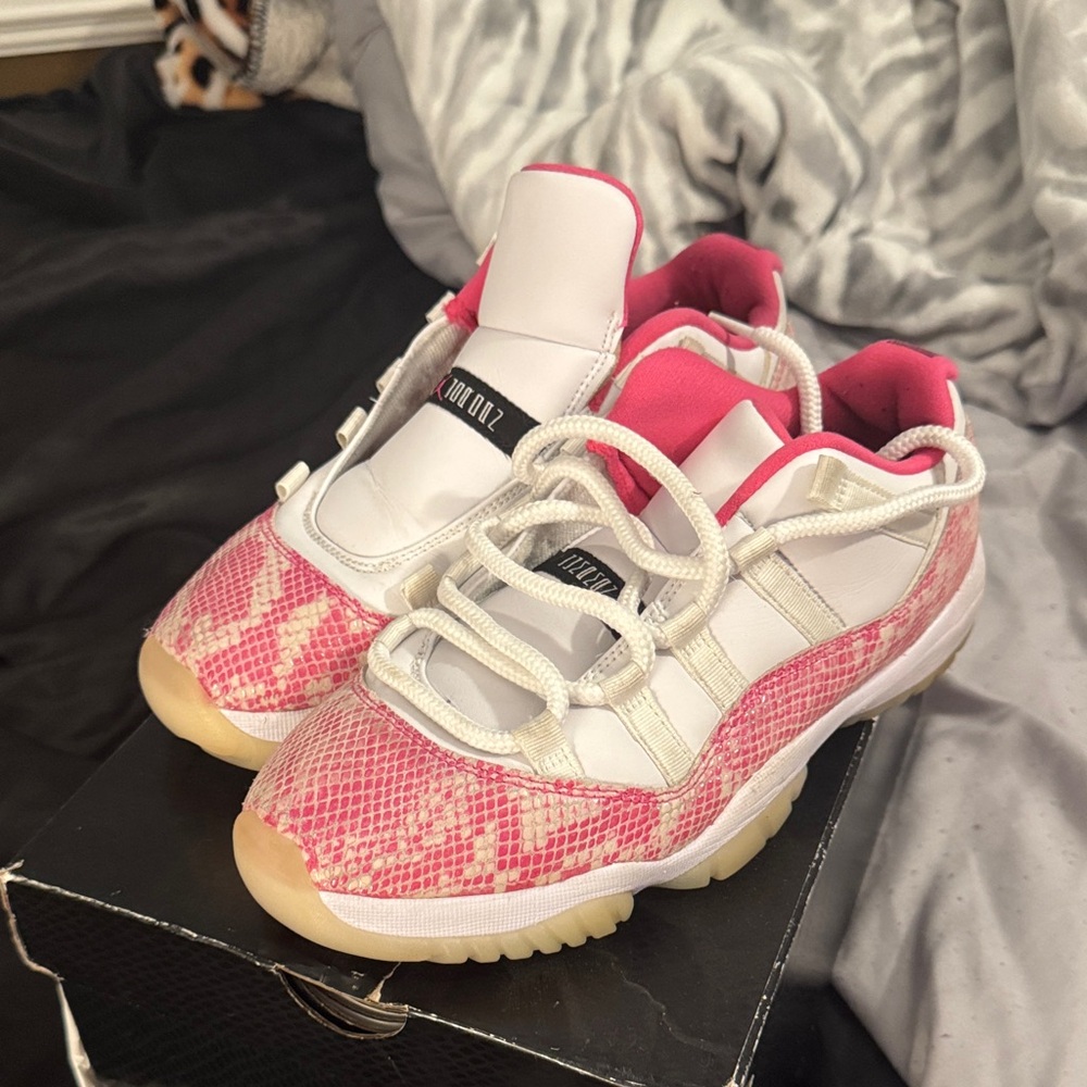 Jordan Pink Snakeskin Women's sneakers